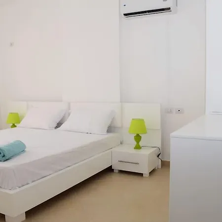 Elin - 85 Vlorë
